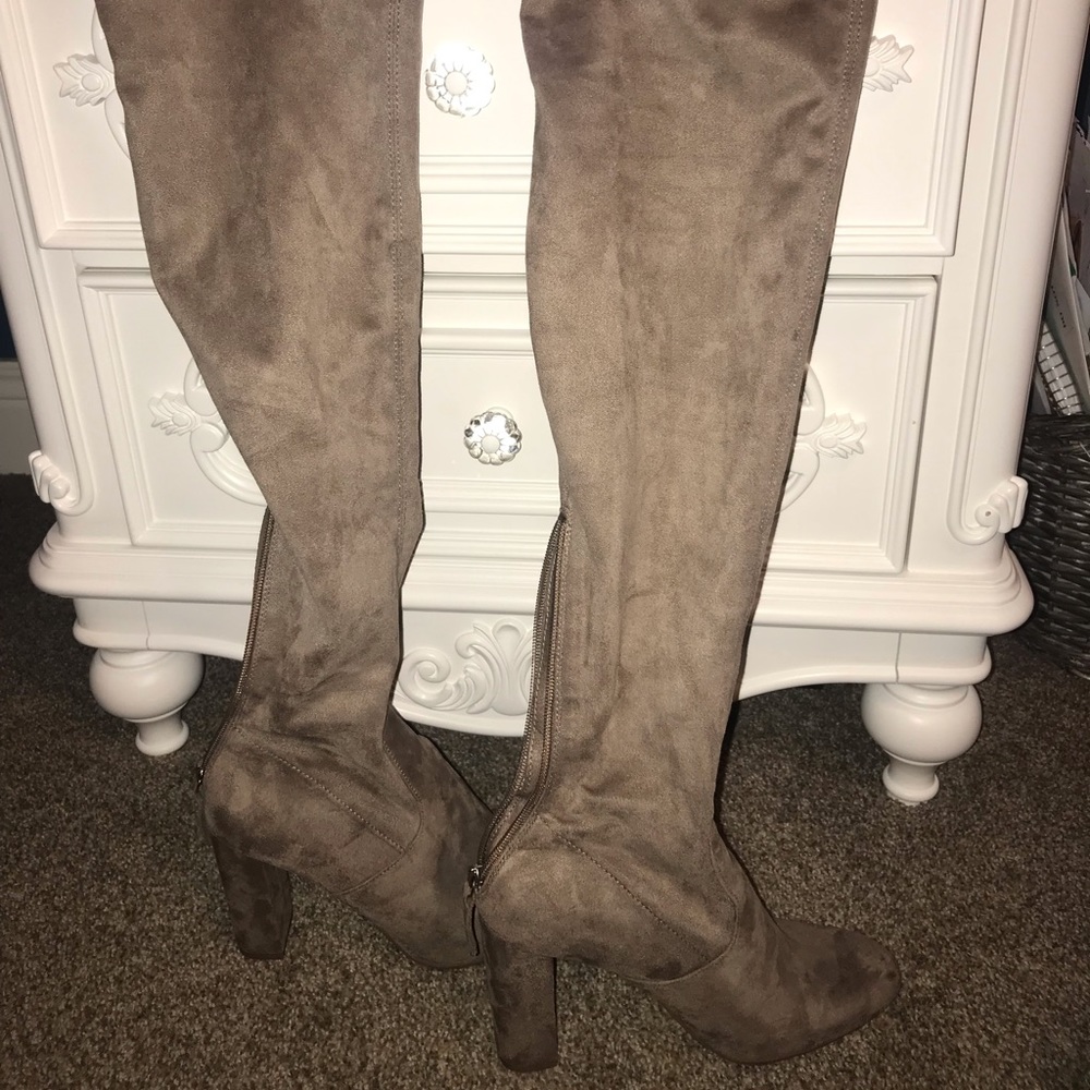 Gently worn OTK Steve Madden size 8 boots!